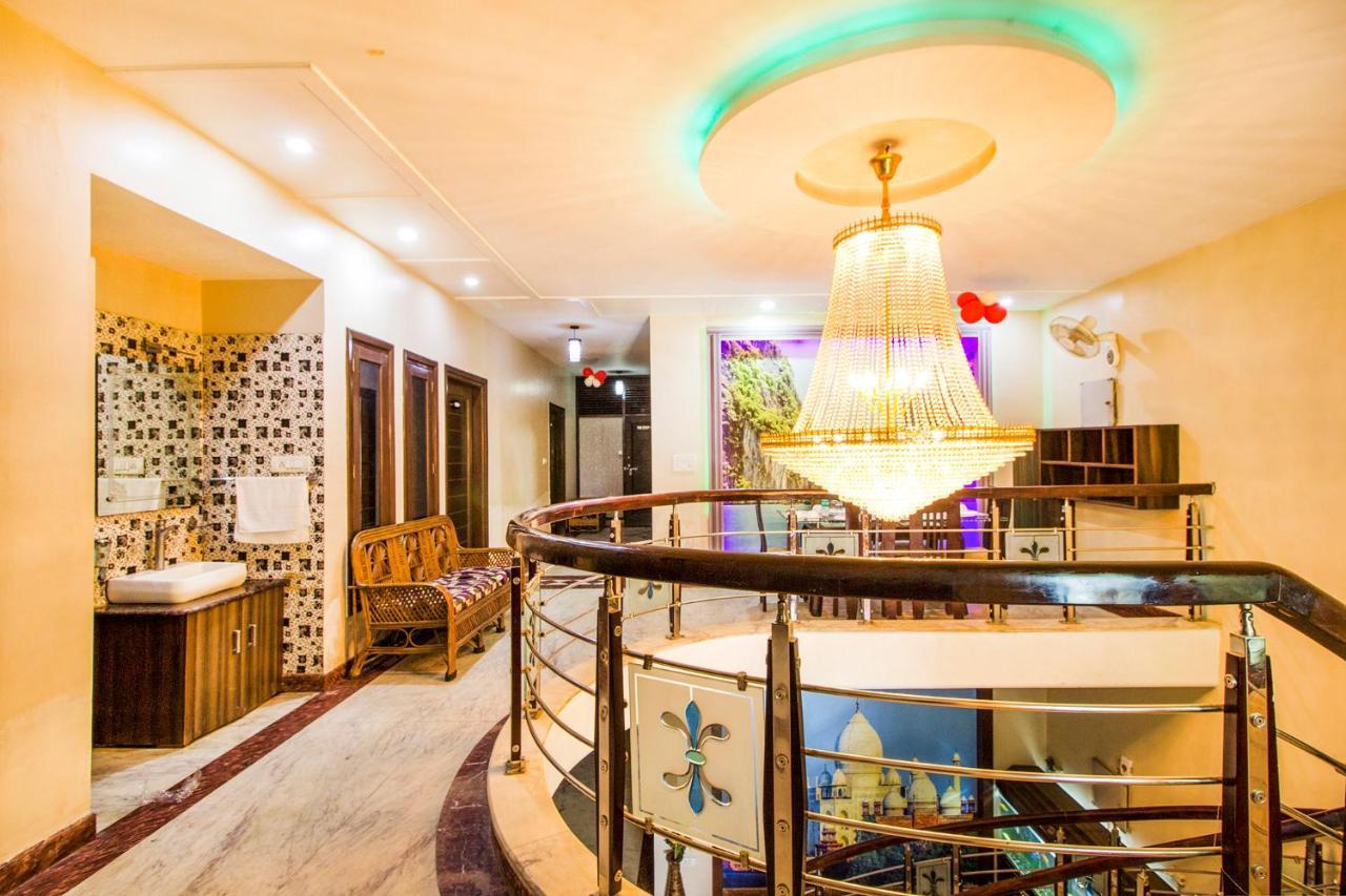 Fabhotel Plus Maniram Palace Agra  Εξωτερικό φωτογραφία