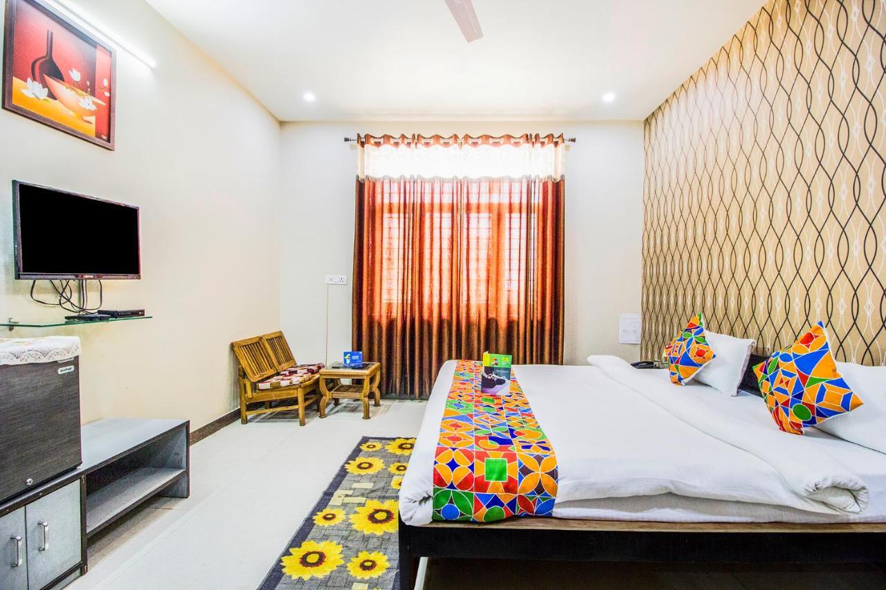 Fabhotel Plus Maniram Palace Agra  Εξωτερικό φωτογραφία
