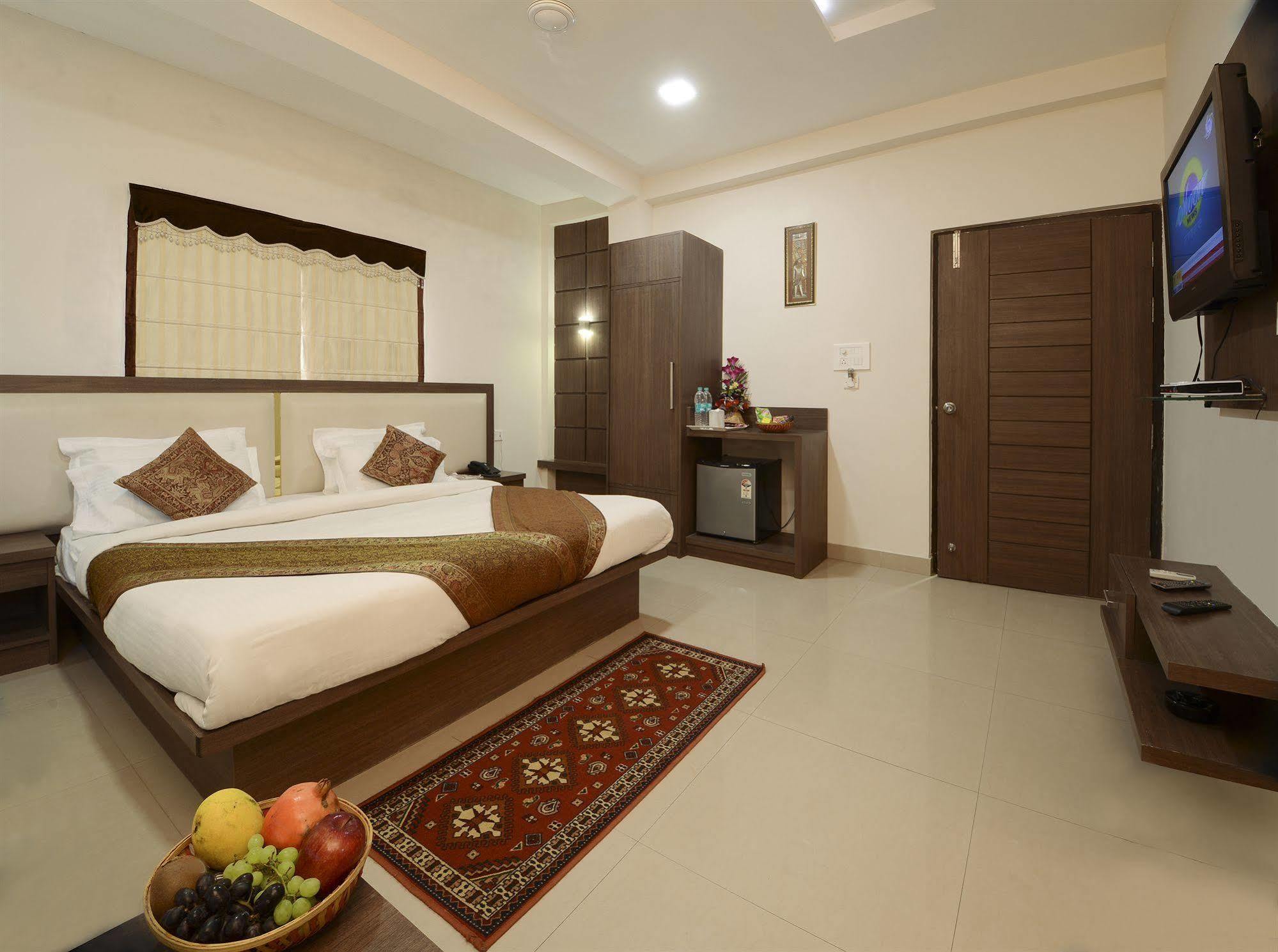 Fabhotel Plus Maniram Palace Agra  Εξωτερικό φωτογραφία